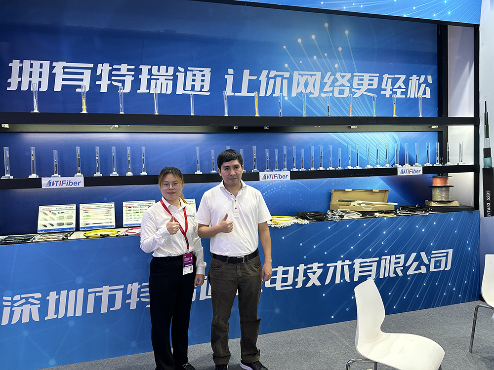 CIOE team engaging customers