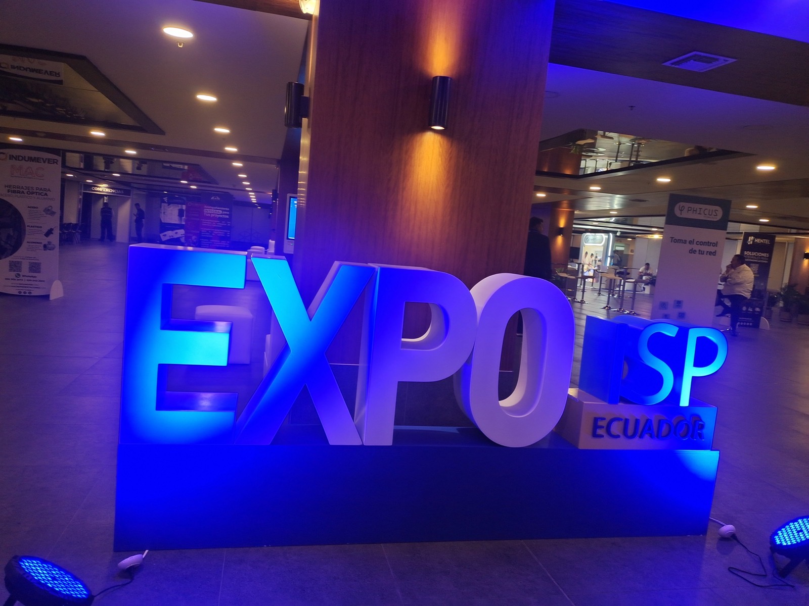 TTI Fiber welcome banner for Expo ISP Ecuador 2024