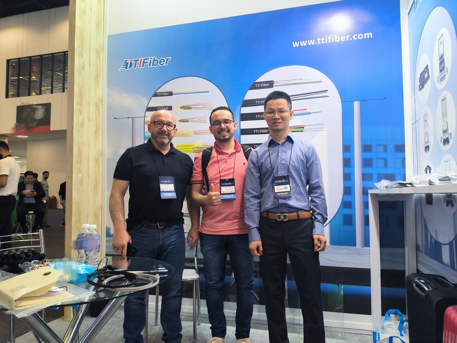 FUTURECOM 2023 team photo