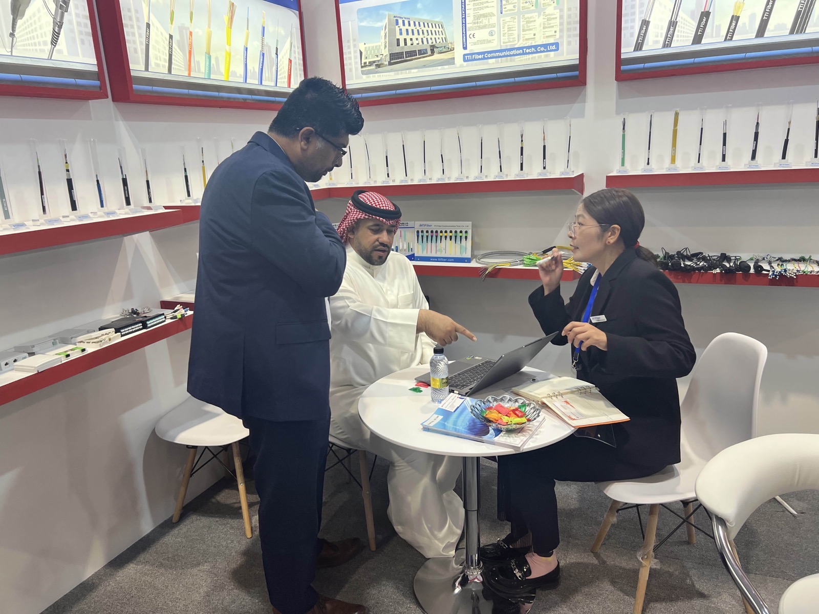 LEAP 2024 fiber cable demo