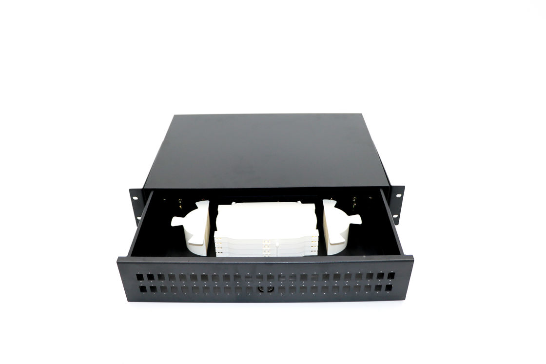 FTTH terminal box with integrated PLC splitter front view